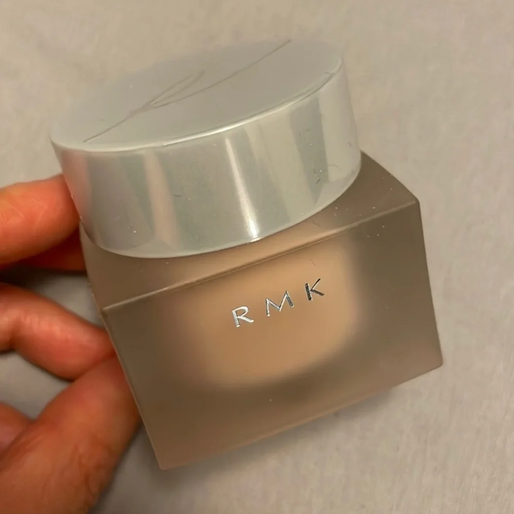 Japan RMK Creamy Foundation EX 201